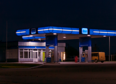 posto-de-gasolina-bandeira-branca